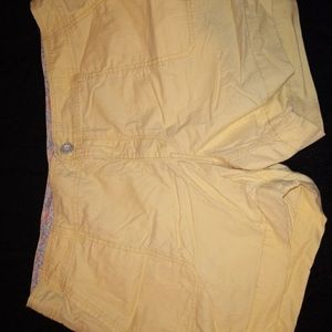 Levi shorts size 16